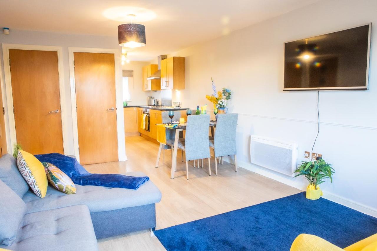 Newly Furnished Appartment Near Train Station Wolverhampton Exterior photo