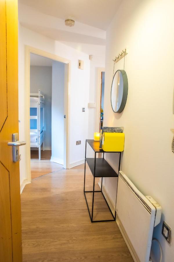 Newly Furnished Appartment Near Train Station Wolverhampton Exterior photo